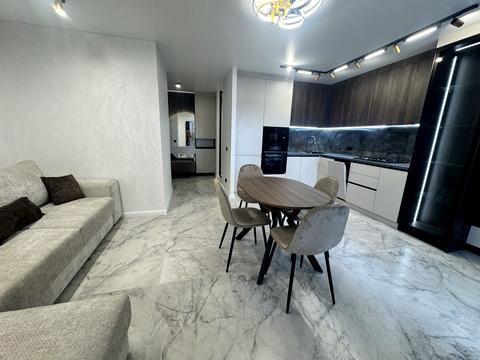 квартира за адресою Злуки просп., 7