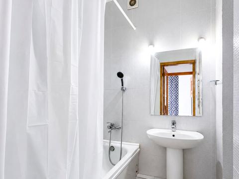 квартира за адресою Феодосійський пров., 12