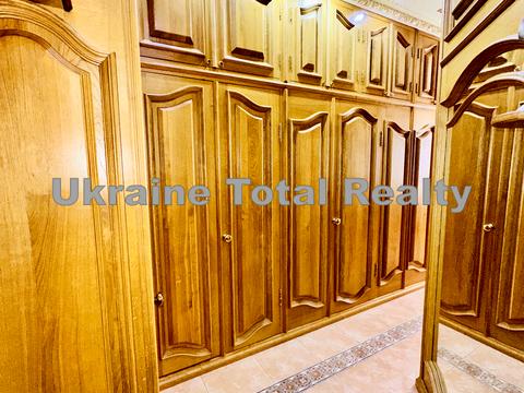 квартира за адресою Золотоустівська вул., 50