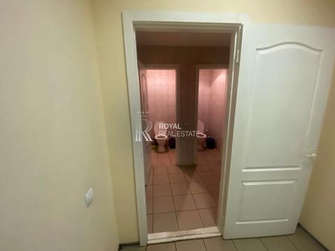 коммерческая по адресу Вышгородская ул., 21