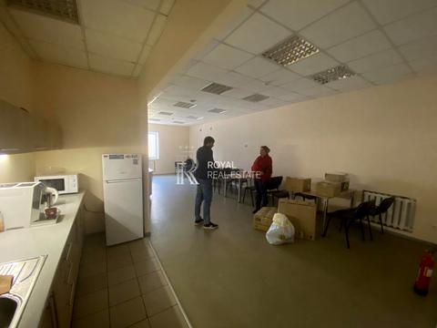 коммерческая по адресу Вышгородская ул., 21