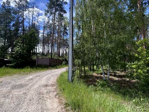 участок по адресу Михайлівська