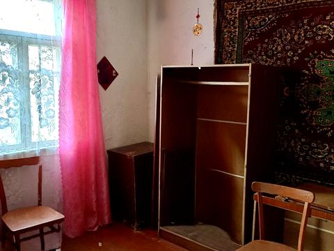 будинок за адресою смт. Лугини, Церковна вул. (Колгоспна), 5