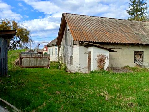будинок за адресою смт. Лугини, Церковна вул. (Колгоспна), 5
