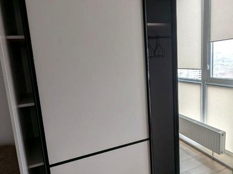 квартира за адресою Олександра Олеся вул., 8/17