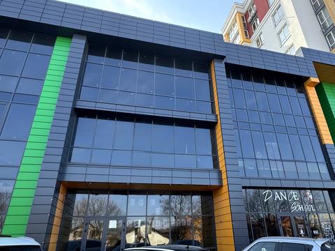 комерційна за адресою Машинобудівників вул., 2-А