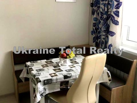 квартира за адресою Академіка Заболотного вул., 78