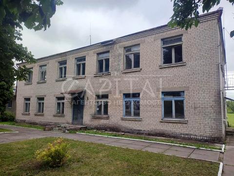 комерційна за адресою Кагарлик, вул. Комунарська, 10