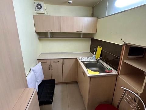 комерційна за адресою Костя Левицького вул. (), 85