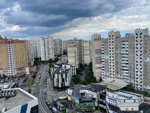 квартира по адресу Киев, Александра Мишуги ул., 8