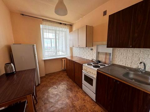 квартира по адресу Листопадная ул., 16