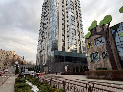 паркоместо по адресу Андрея Верхогляда ул. (Михайла Драгомирова), 11-Б