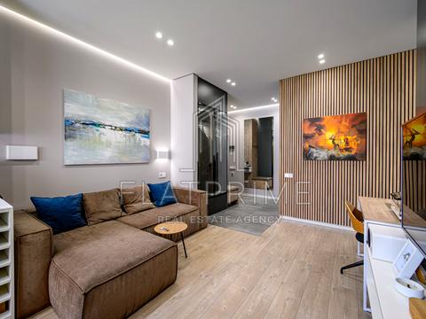 квартира за адресою Салютна вул., 2к7