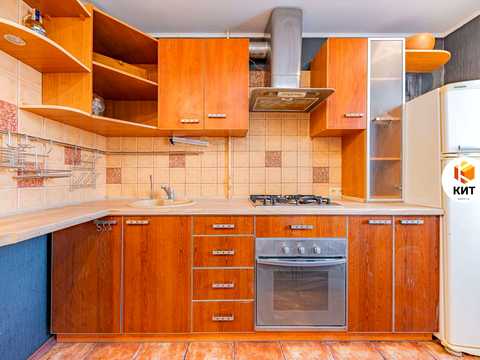 квартира за адресою Яни Червоної вул., 13