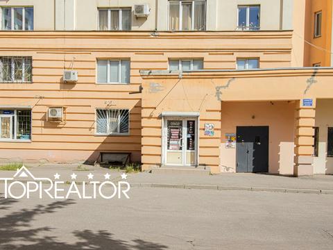 комерційна за адресою Молочна вул. (Кірова), 11