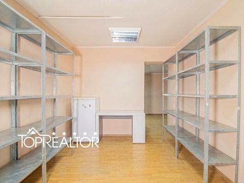 комерційна за адресою Молочна вул. (Кірова), 11