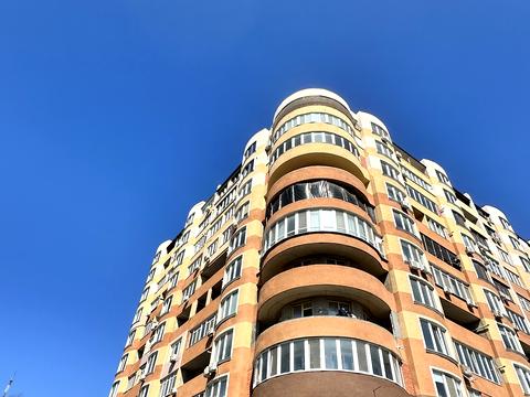 квартира за адресою Зоопаркова вул., 8в