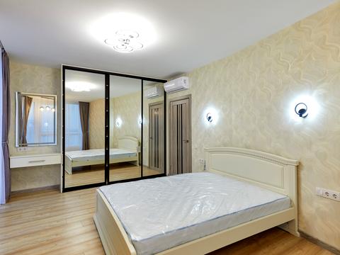 квартира за адресою Дніпровська набережна вул., 15-Д