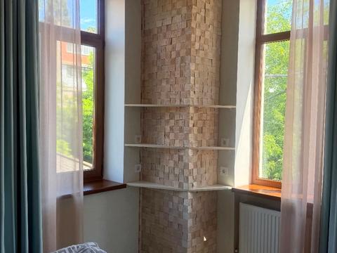 квартира за адресою Докова вул., 15