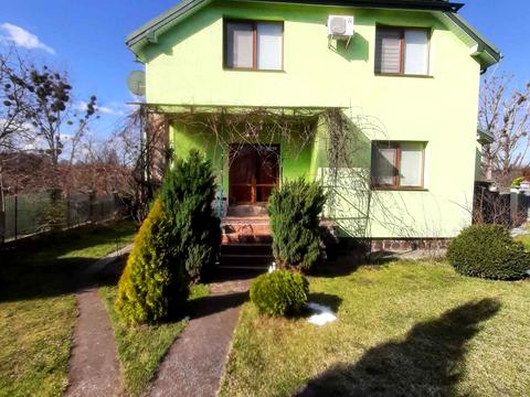 будинок за адресою смт. Рудне, Озерна вул., 8