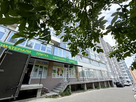 комерційна за адресою Київська вул., 9-Д