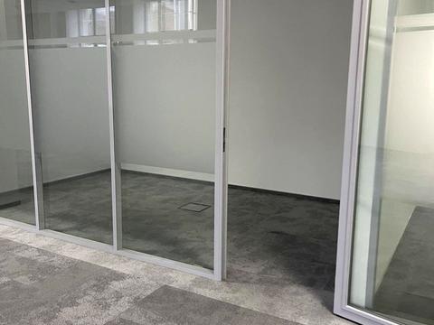 комерційна за адресою Миколи Грінченка вул., 4в