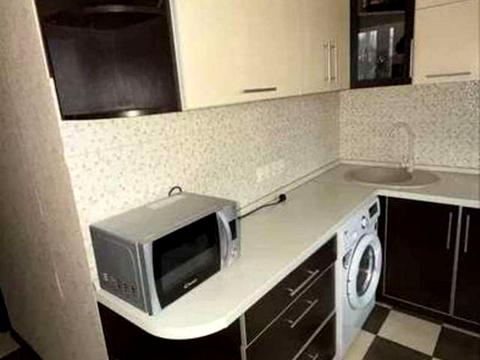 квартира за адресою Ореста Левицького вул. (Академіка Курчатова), 3
