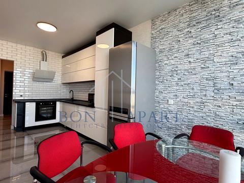 квартира за адресою Миколи Гулака вул., 4