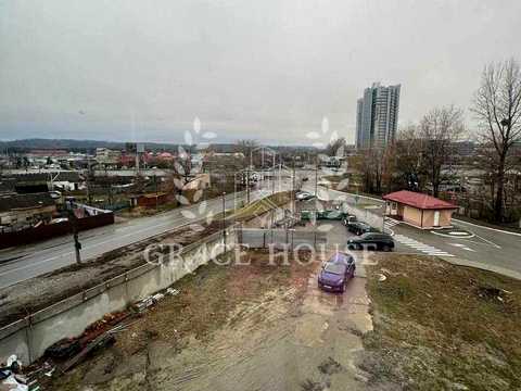 коммерческая по адресу Февральская ул., 1