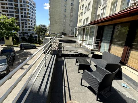 квартира за адресою Академіка Андрія Сахарова вул. (Суворова), 82