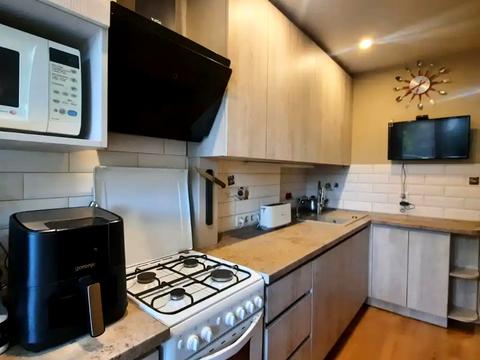квартира за адресою Калинова вул., 84