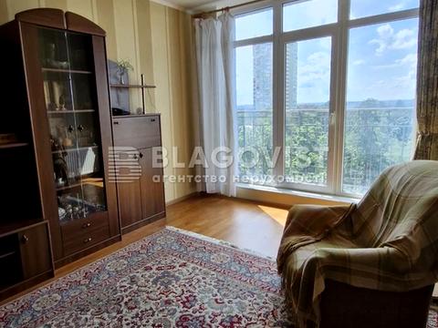 квартира по адресу Ивана Крамского ул., 9