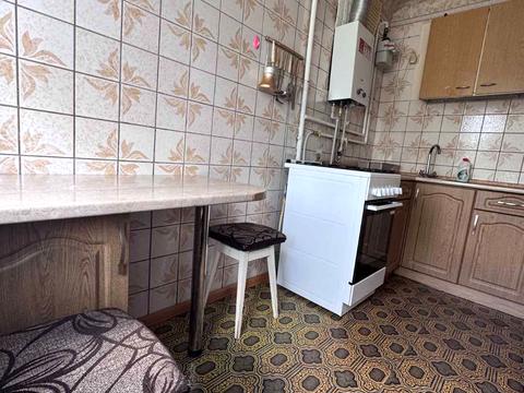 квартира за адресою Пилипа Орлика вул. (Паризької Комуни), 1Б