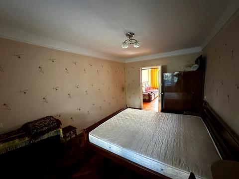 квартира за адресою Космічна вул., 3