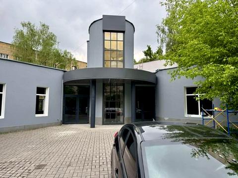коммерческая по адресу Леся Курбаса просп., 7-А