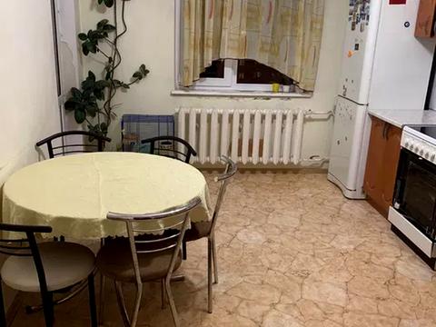 квартира по адресу Драгоманова ул., 12