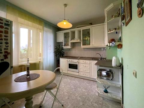 квартира за адресою Панаса Мирного вул., 27
