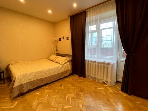 квартира за адресою Панаса Мирного вул., 27