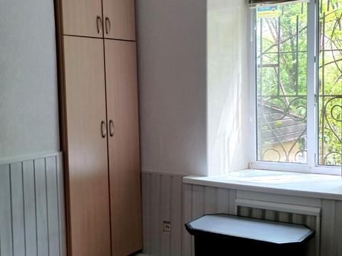 комерційна за адресою Київ, Костельна вул., 6