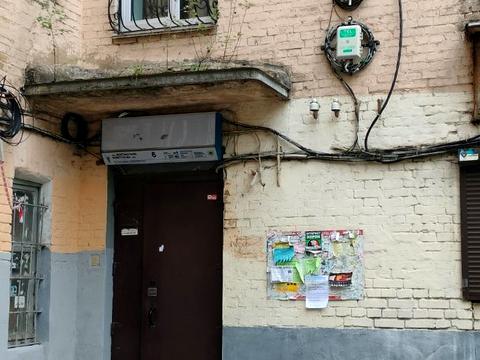 комерційна за адресою Київ, Костельна вул., 6
