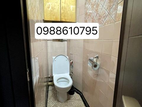 1868072734021383