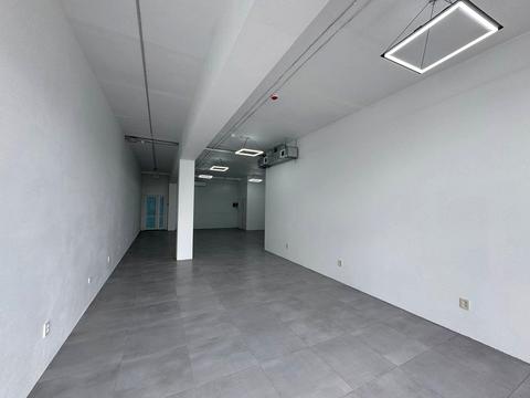 комерційна за адресою с. Струмівка, Рівненська вул., 1Р
