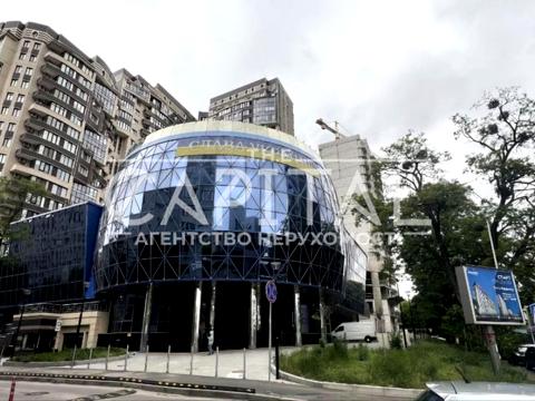 комерційна за адресою Василя Тютюнника вул. (Анрі Барбюса), 37/1