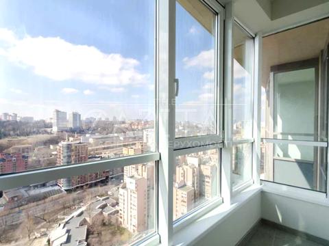 коммерческая по адресу Антоновича ул. (Горького), 109