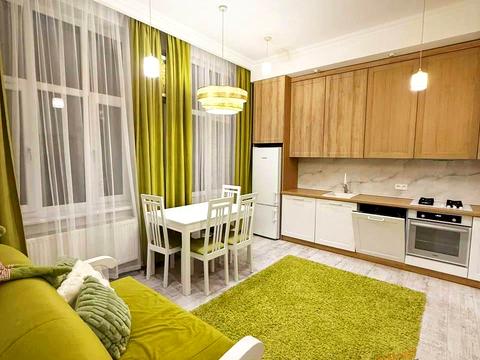 квартира за адресою Омеляна Поповича вул., 7