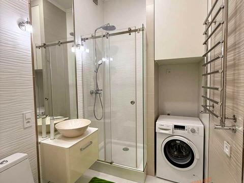 квартира за адресою Омеляна Поповича вул., 7