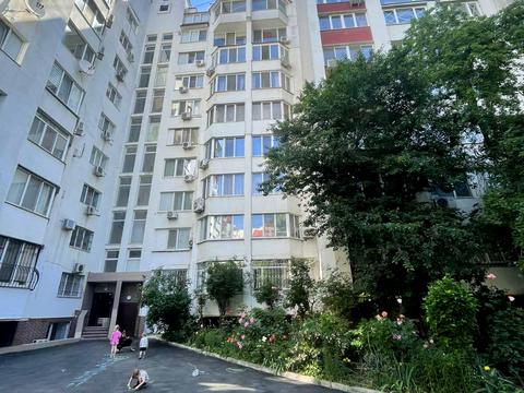 квартира за адресою Палубна вул., 9/2