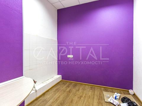 коммерческая по адресу Евгения Коновальца ул. (Щорса), 32-Б