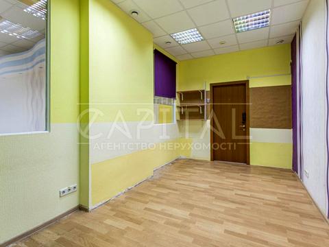 коммерческая по адресу Евгения Коновальца ул. (Щорса), 32-Б