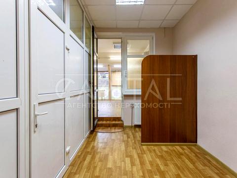 коммерческая по адресу Евгения Коновальца ул. (Щорса), 32-Б